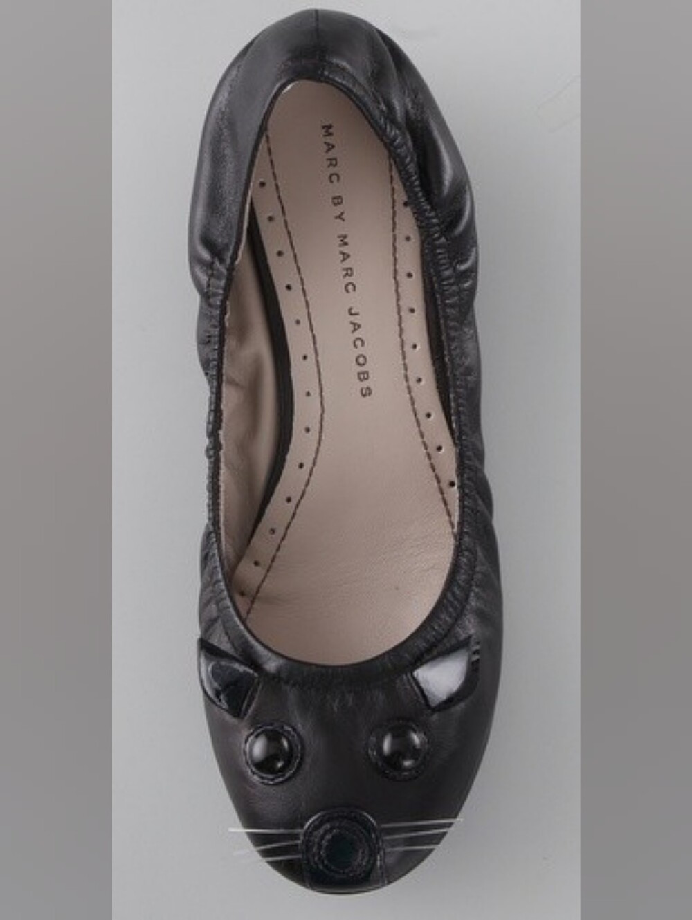 DON'T BUY!!! ⚠️ - Looking for these Marc by Marc Jacobs mouse ballet flats.